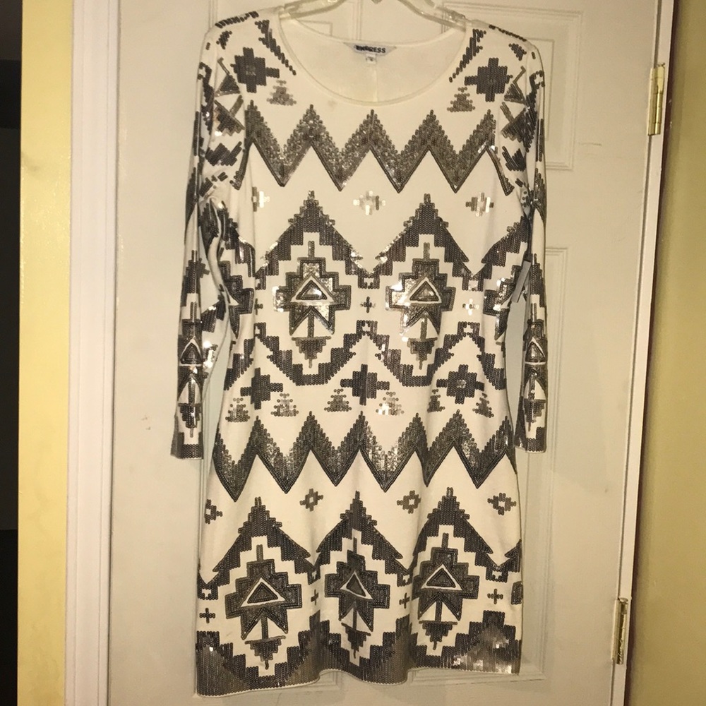 NWT Express- sequin long sleeve body con dress